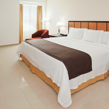 Holiday Inn Express Paraiso - Dos Bocas, An Ihg Hotel Dış mekan fotoğraf