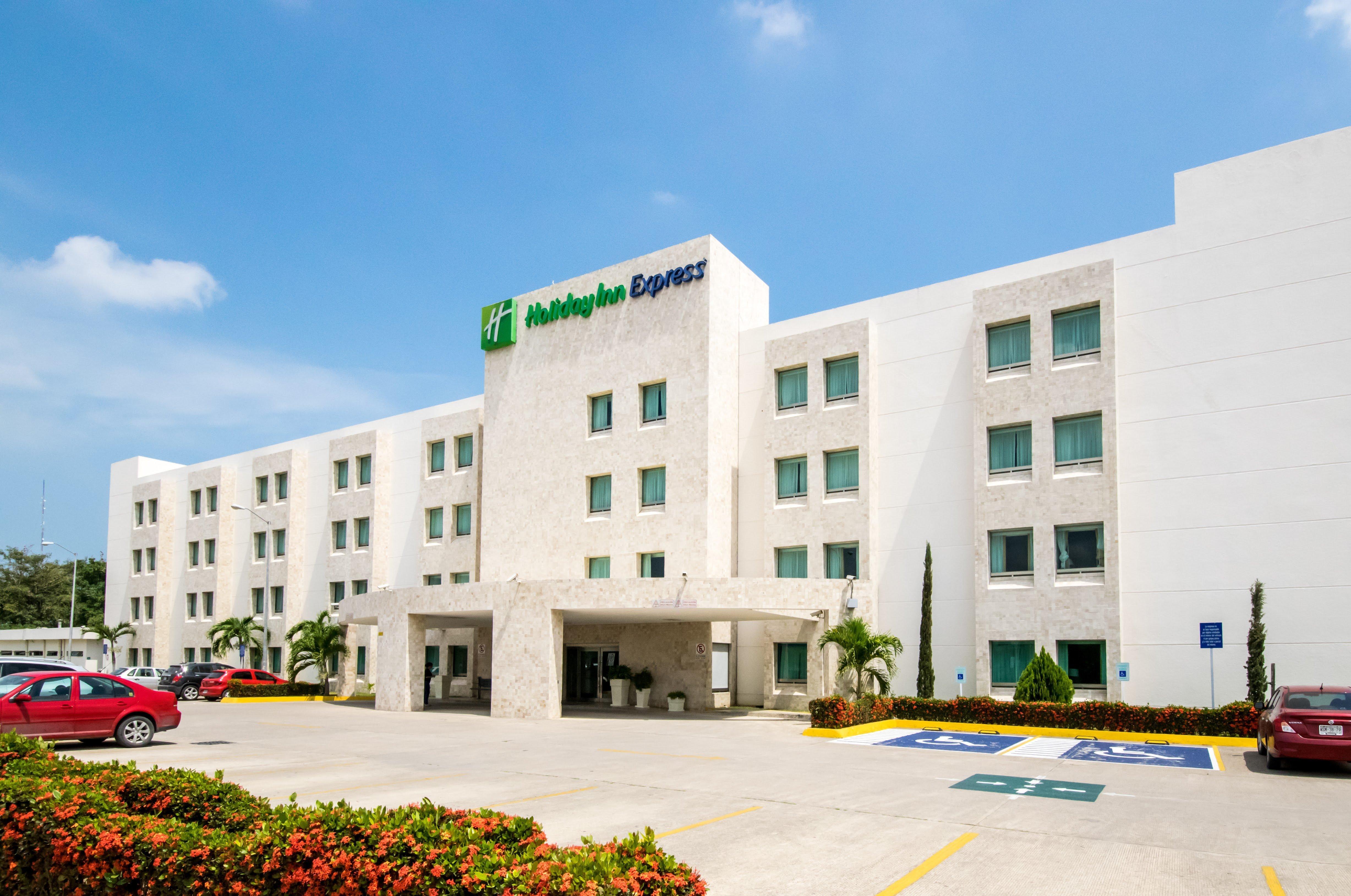 Holiday Inn Express Paraiso - Dos Bocas, An Ihg Hotel Dış mekan fotoğraf