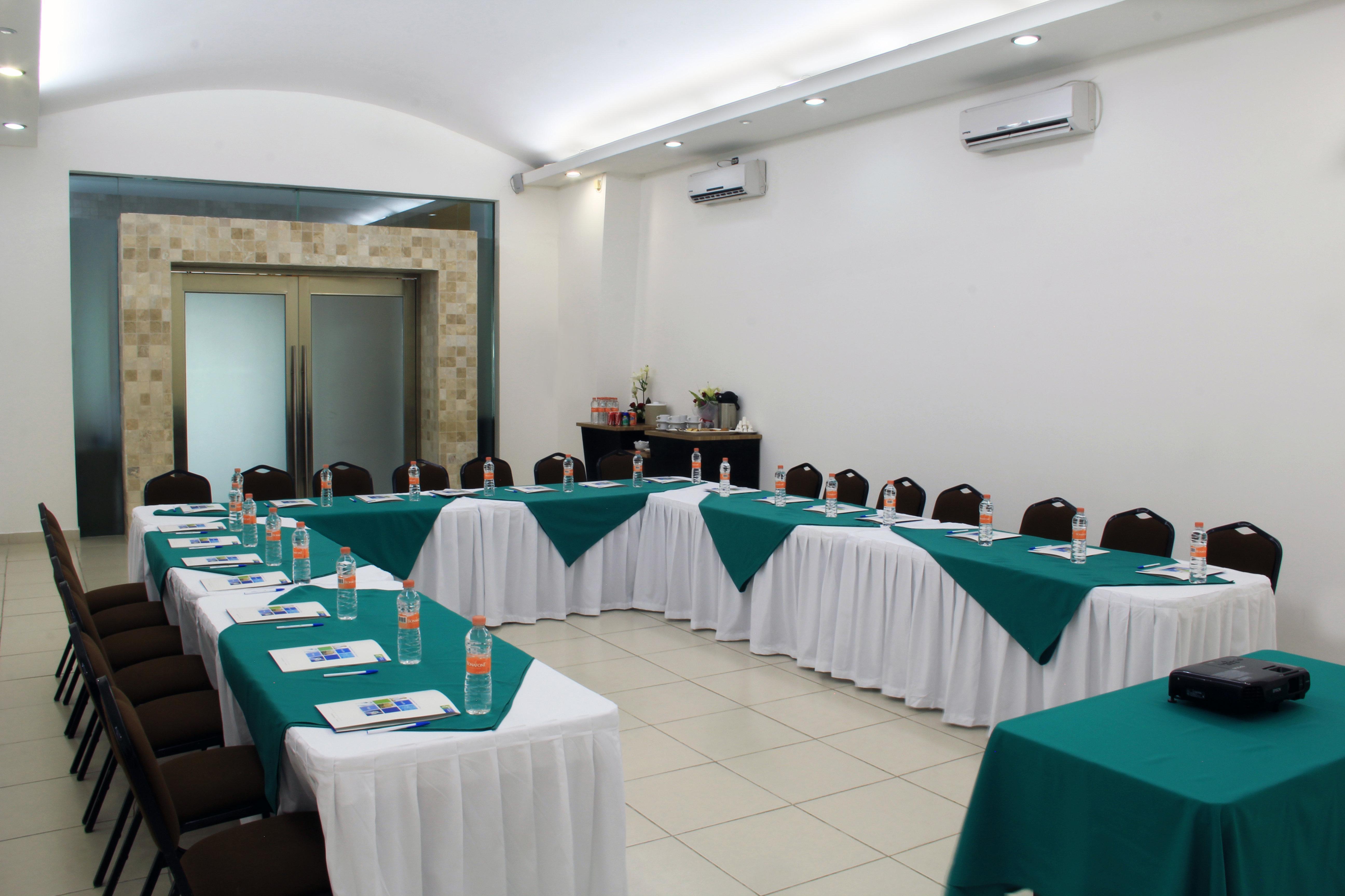 Holiday Inn Express Paraiso - Dos Bocas, An Ihg Hotel Dış mekan fotoğraf