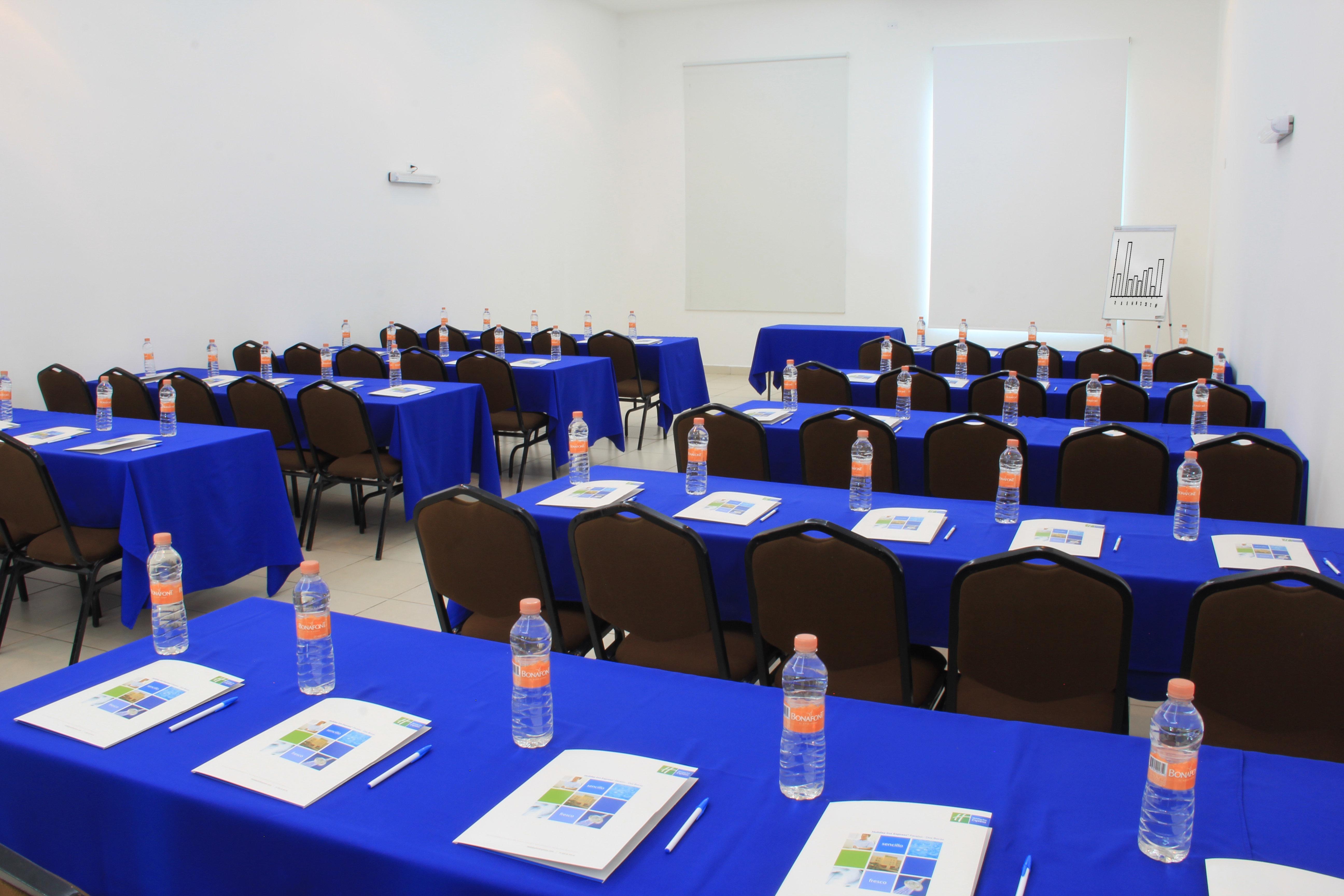 Holiday Inn Express Paraiso - Dos Bocas, An Ihg Hotel Dış mekan fotoğraf
