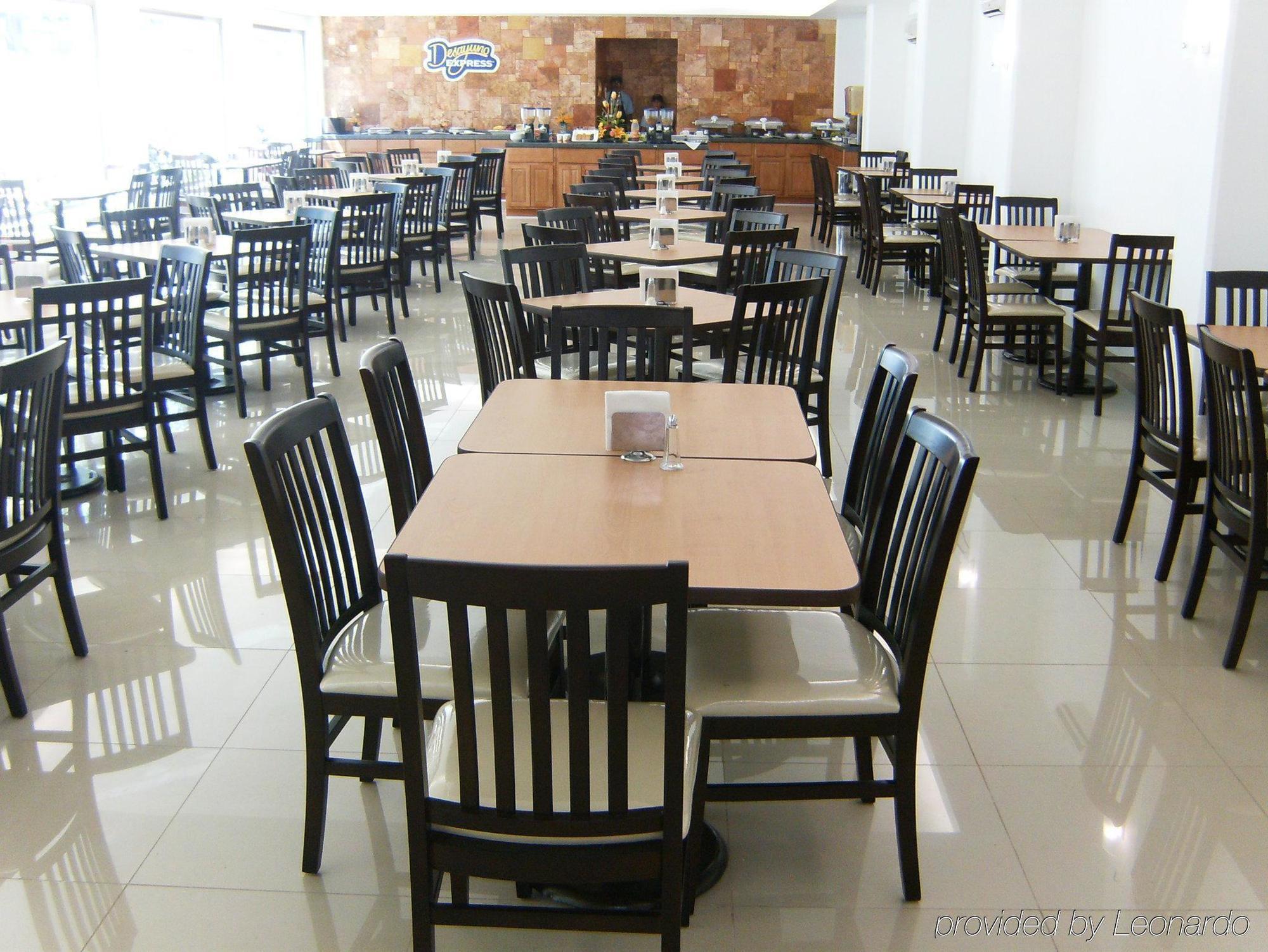 Holiday Inn Express Paraiso - Dos Bocas, An Ihg Hotel Restoran fotoğraf